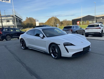 Porsche Taycan  Performance+ 4d