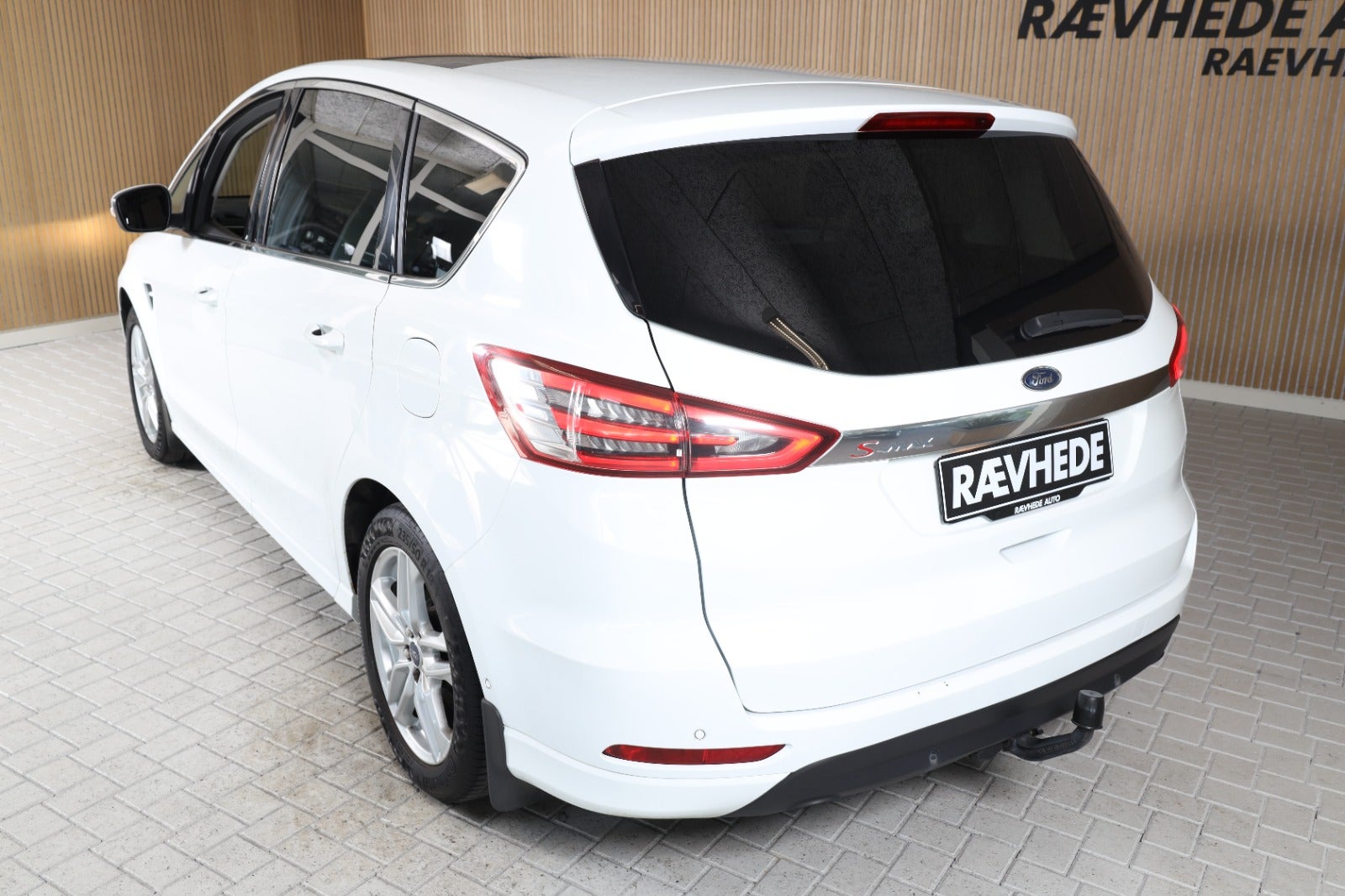 Ford S-MAX SCTi 160 Titanium 7prs – 4