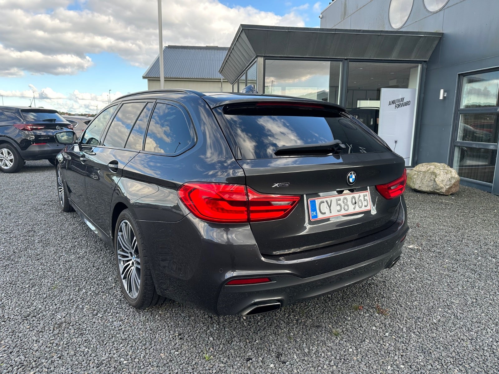 Billede af BMW 530d 3,0 Touring M-Sport xDrive aut.