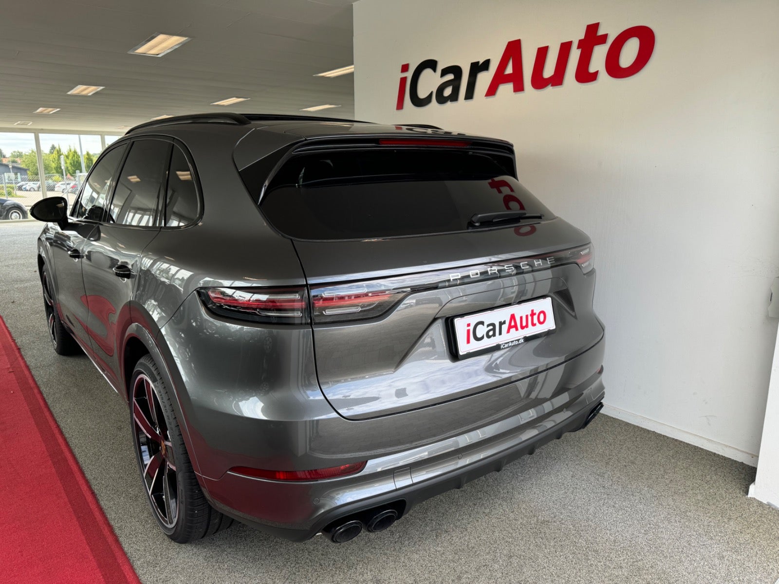 Porsche Cayenne Turbo 2019