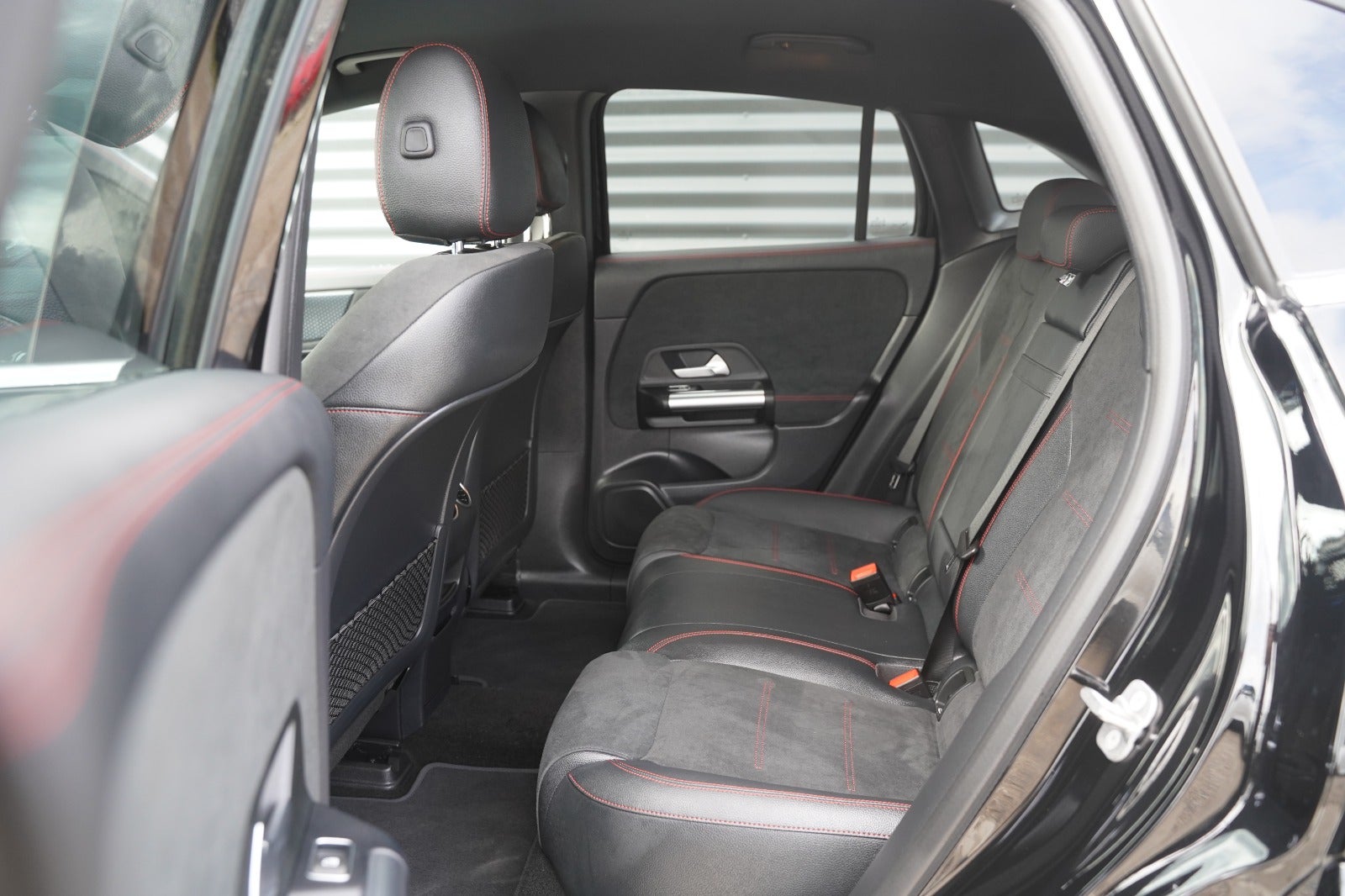 Billede af Mercedes EQA350  AMG Line 4Matic
