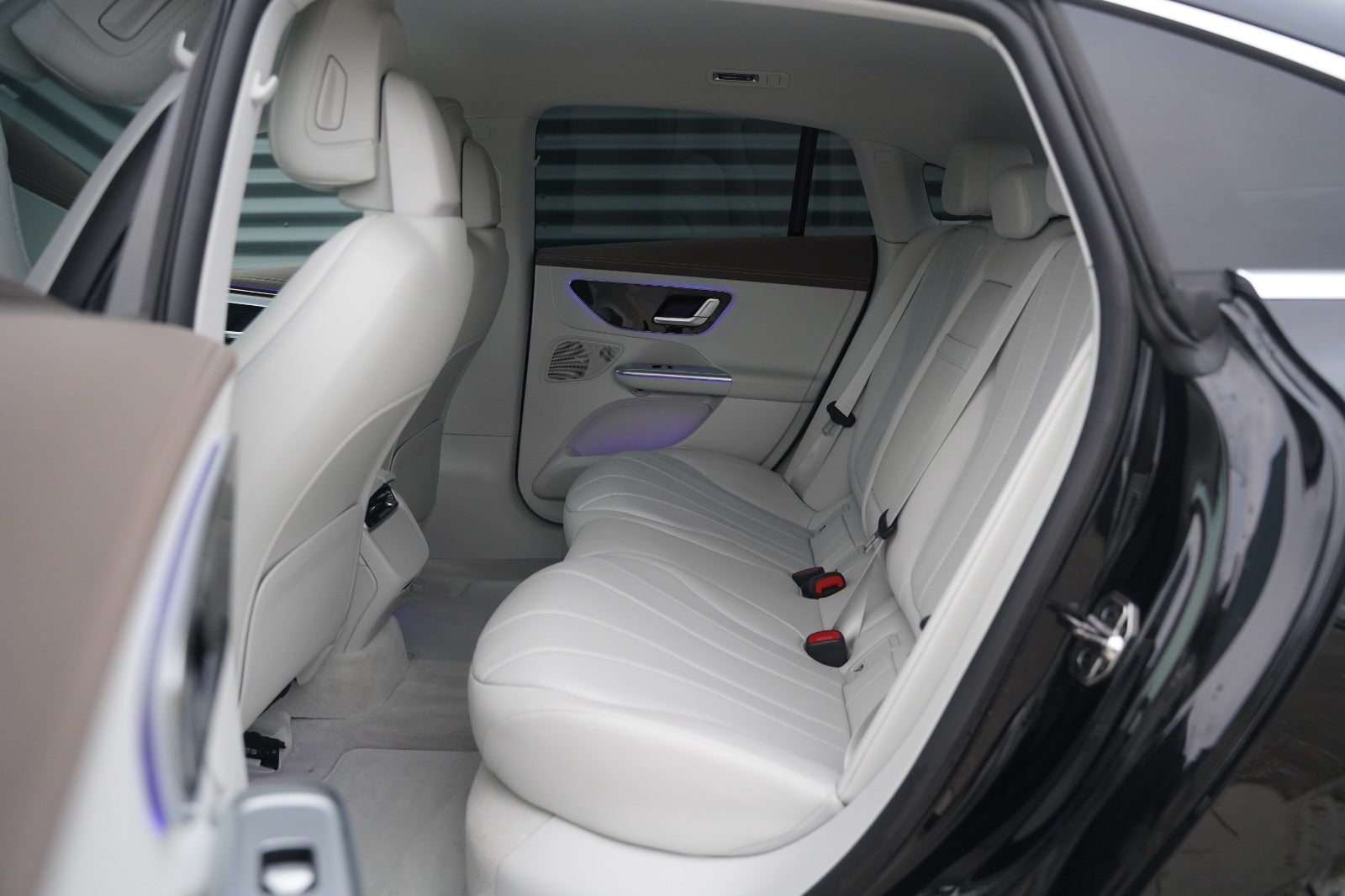 Billede af Mercedes EQE300  Avantgarde