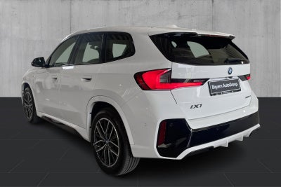 BMW iX1 eDrive20 M-Sport BMW iX1 eDrive20 M-Sport - 2