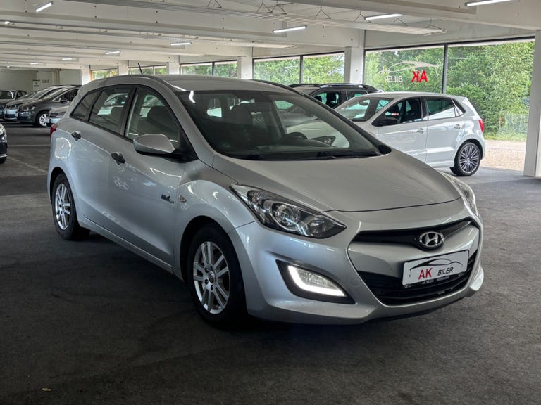 Hyundai i30 CRDi 110 Comfort CW Eco