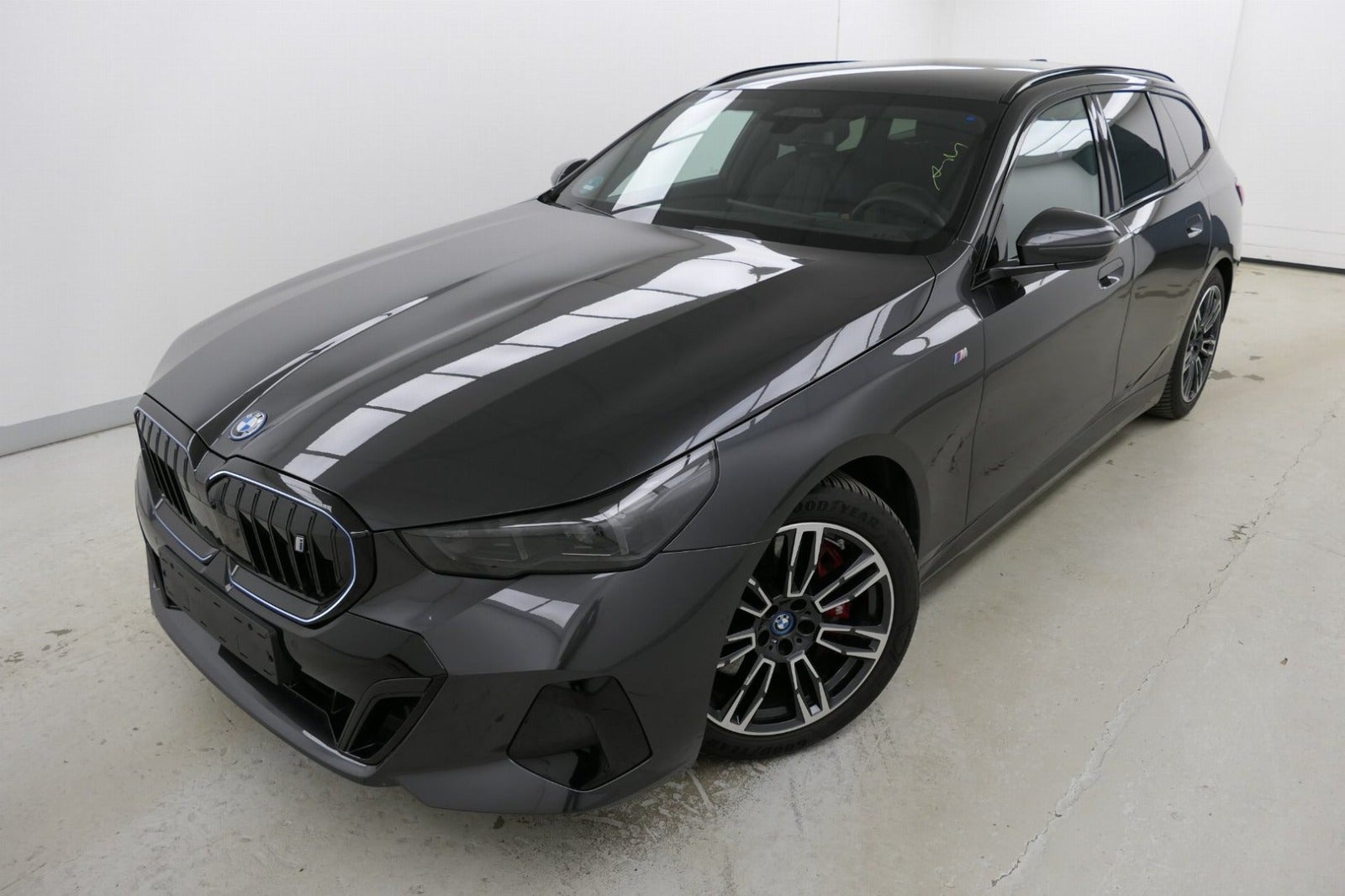 BMW i5 eDrive40 Touring M-Sport Pro