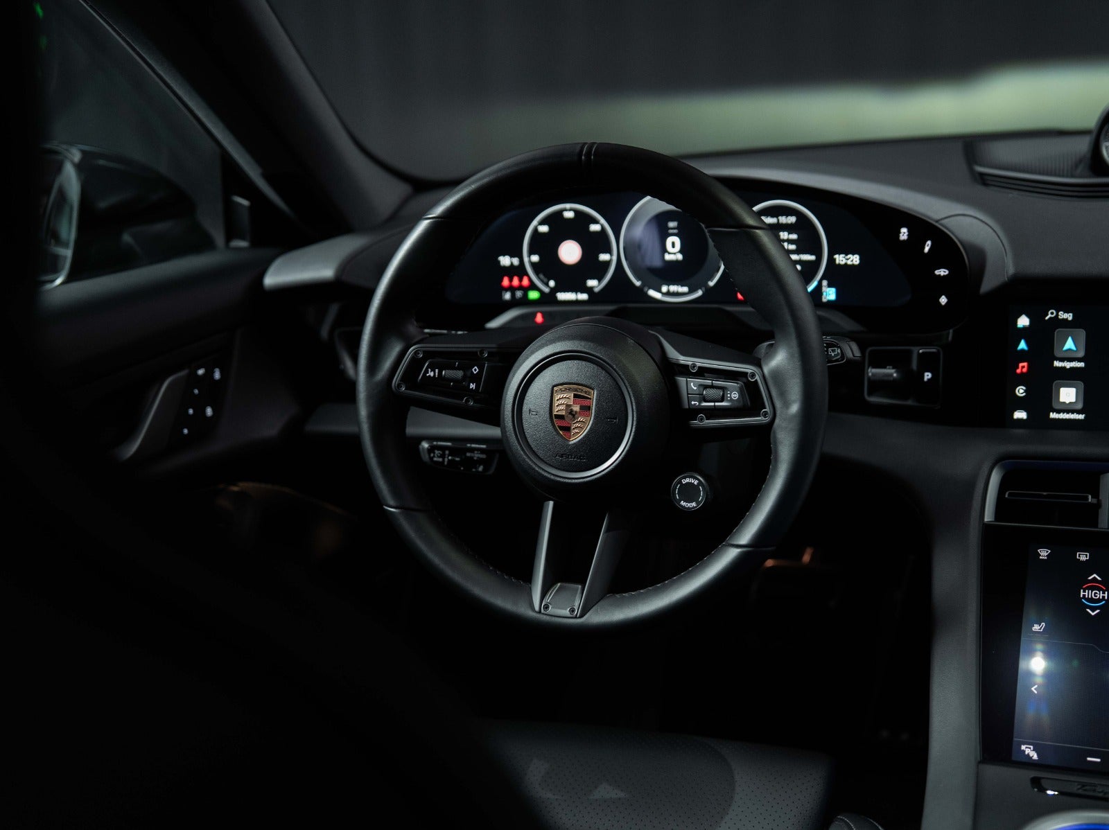 Gallery image 13 of 17