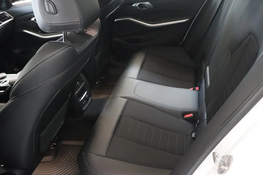 BMW 320d Sport Line aut.