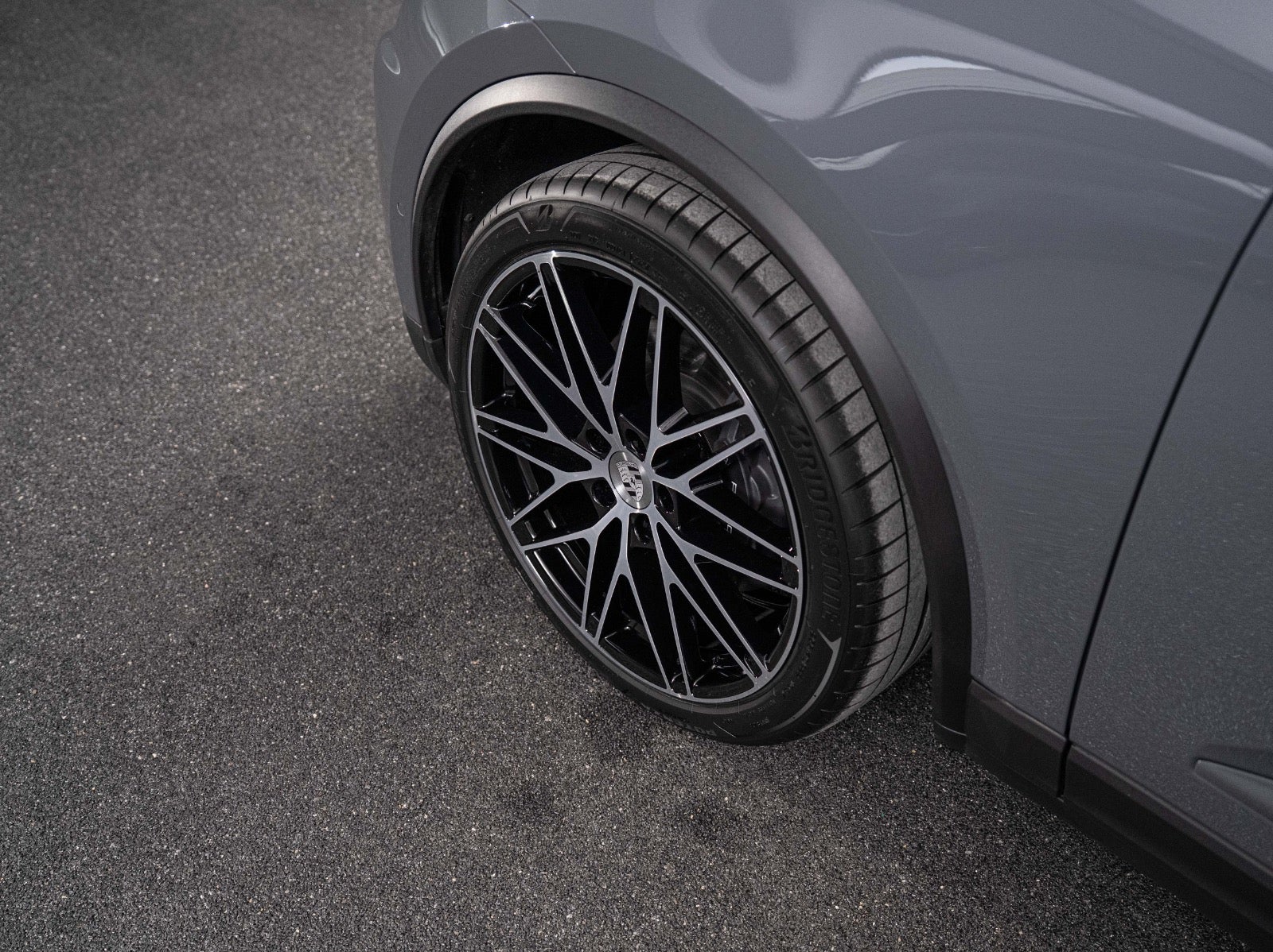 Gallery image 7 of 18