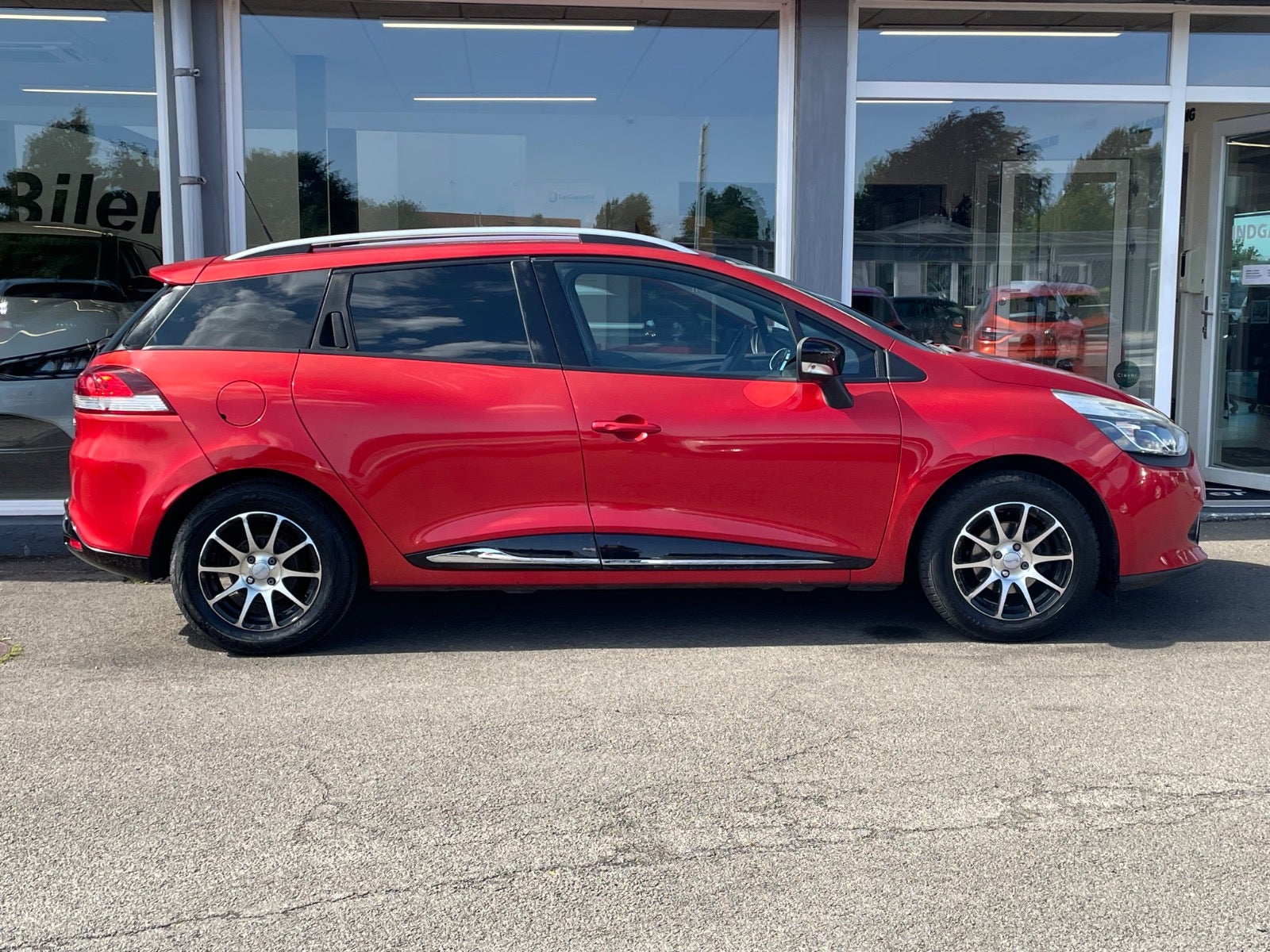 Billede af Renault Clio IV 0,9 TCe 90 Expression Sport Tourer