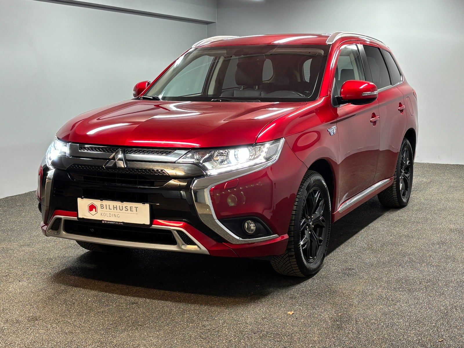 Billede af Mitsubishi Outlander 2,4 PHEV Inform+ CVT 4WD