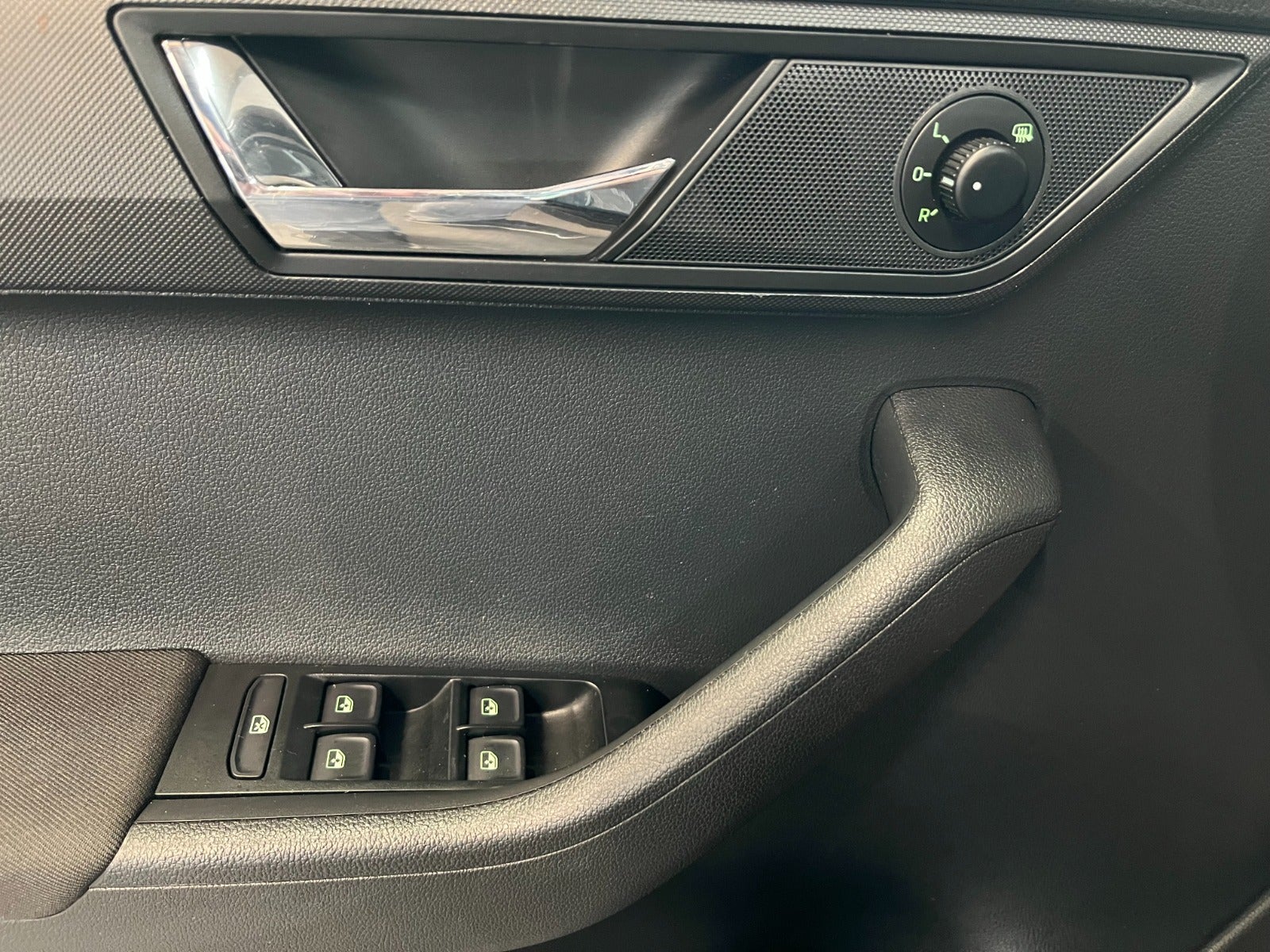 Billede af Skoda Fabia 1,0 TSi 95 Dynamic Combi DSG