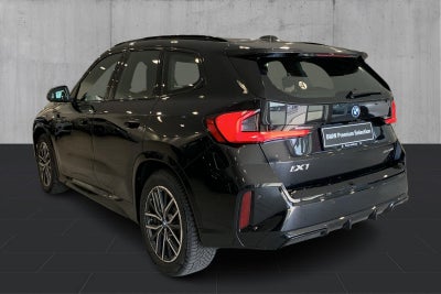 BMW iX1 xDrive30 M-Sport 2025