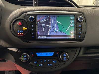 Toyota Yaris Hybrid H2 Style e-CVT