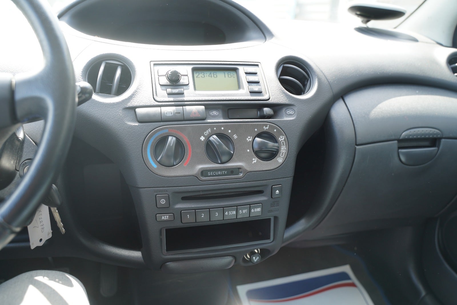 Billede af Toyota Yaris 1,3 Luna