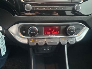 Kia Rio CVVT Attraction