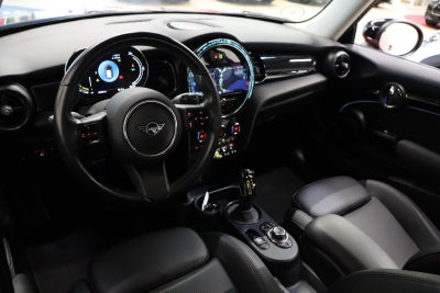 MINI Cooper SE Classic Trim