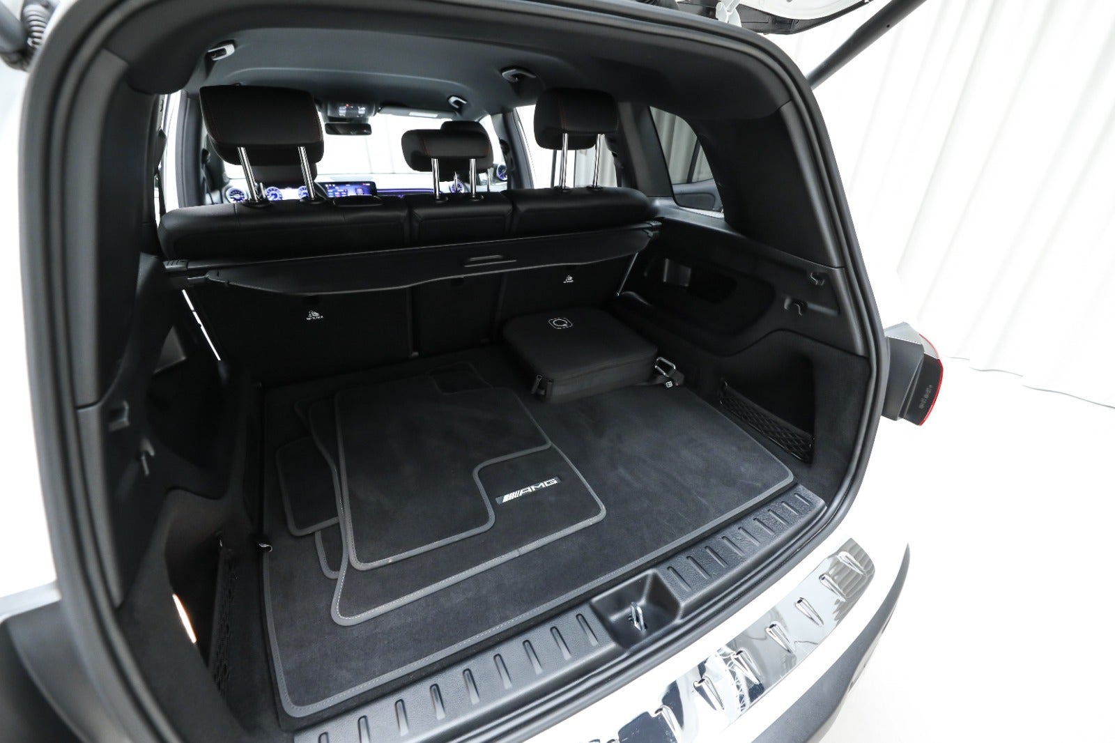 Mercedes-Benz EQB 250+