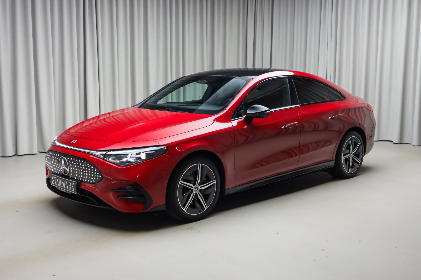 Mercedes-Benz CLA 250+ (1/8)