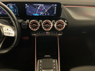 Mercedes EQA250 Electric Art