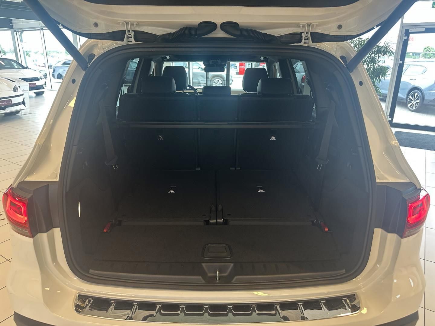 Mercedes EQB350 AMG Line 4Matic 7prs