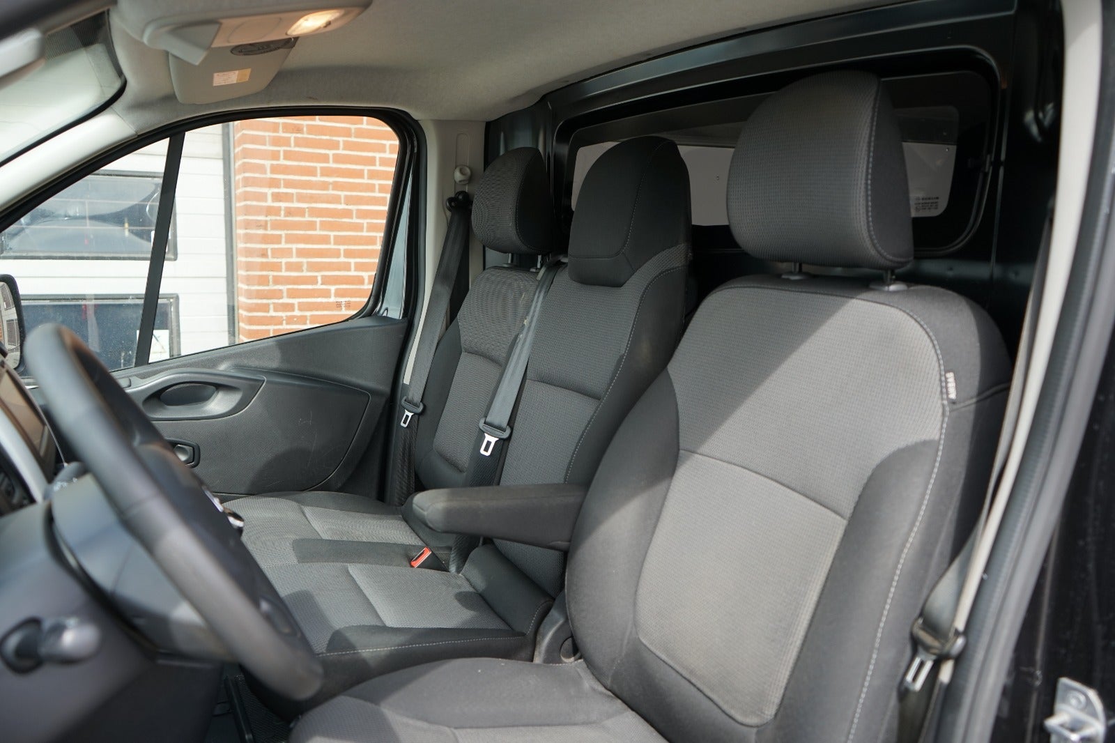 Billede af Renault Trafic T29 2,0 dCi 145 L2H2