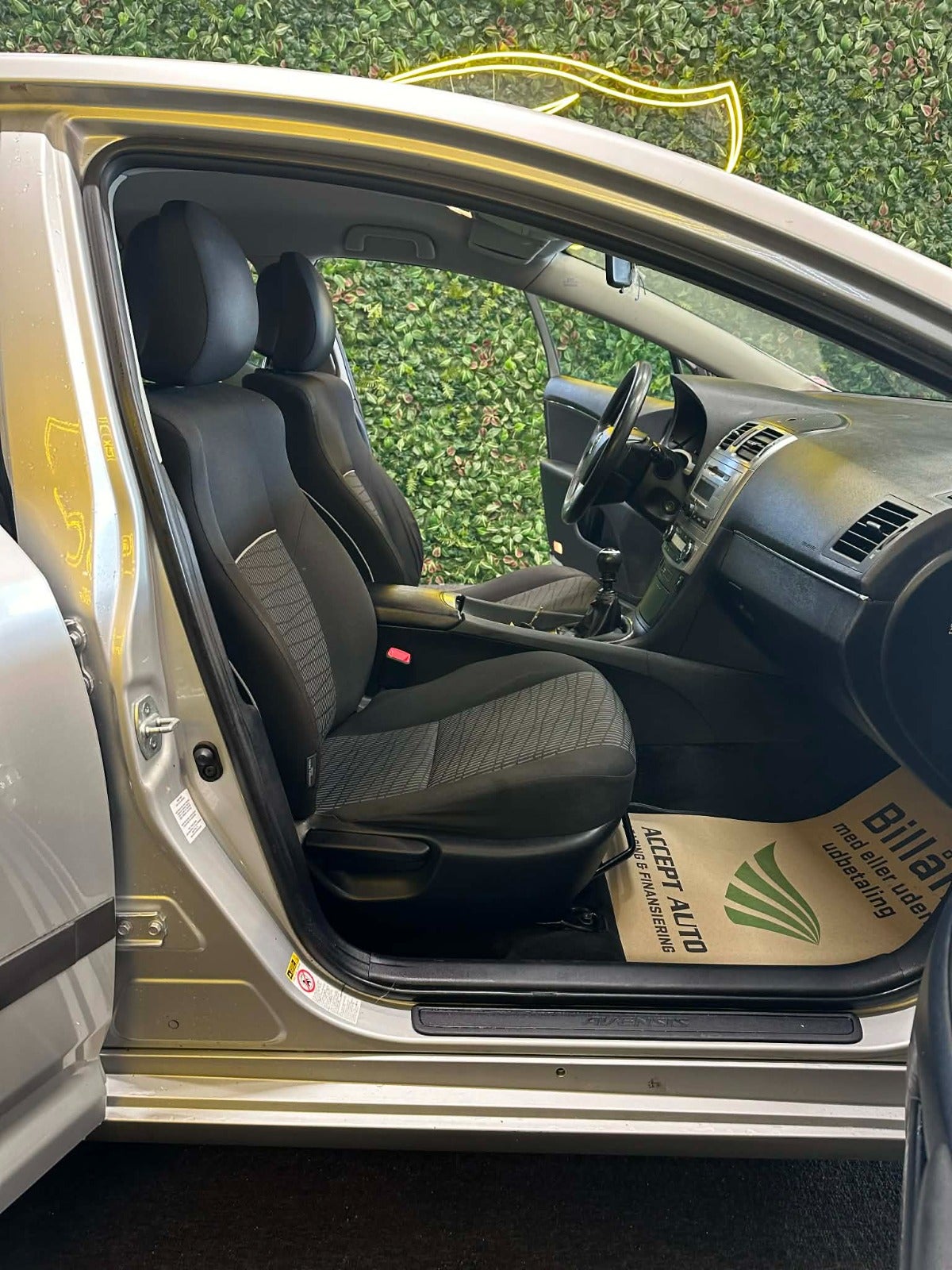 Billede af Toyota Avensis 1,8 VVT-i T2