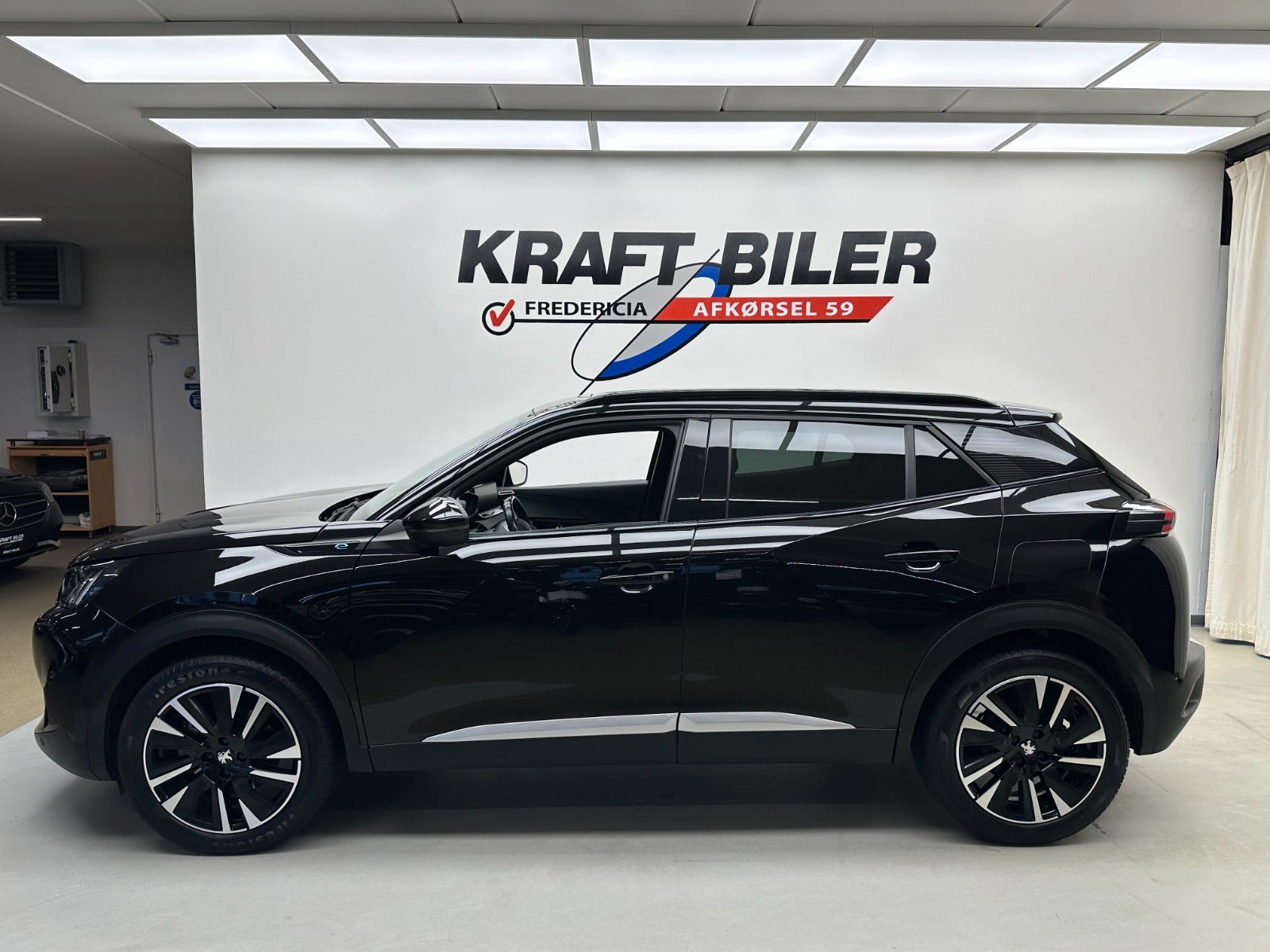 Billede af Peugeot e-2008 50 GT Pack