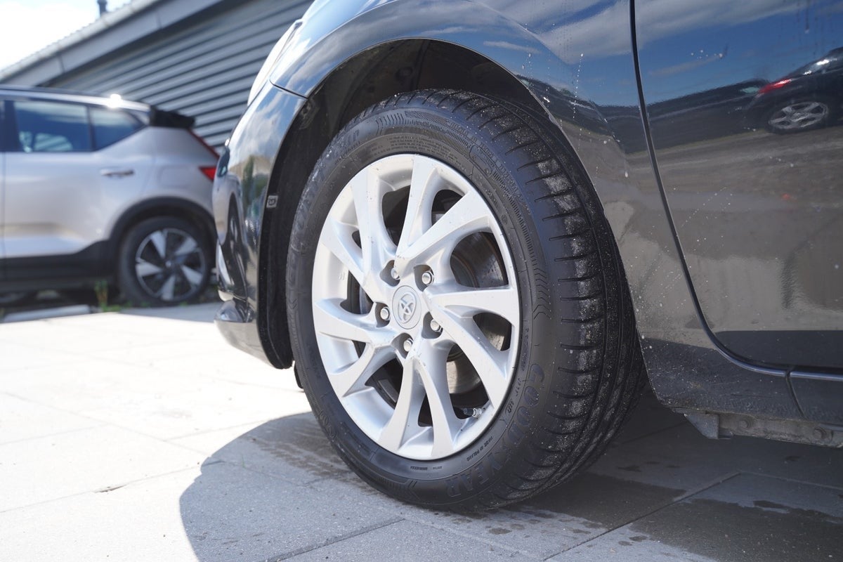 Billede af Toyota Auris 1,8 Hybrid H2 Style Touring Sports CVT