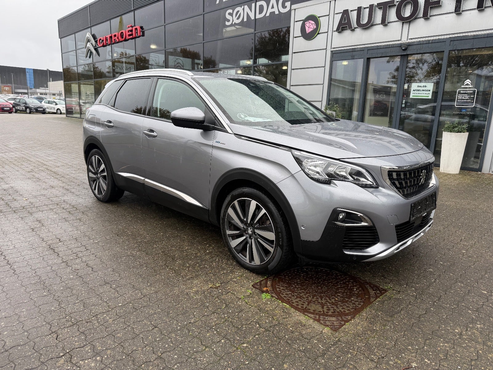 Peugeot 3008 Hybrid Allure LTD EAT8