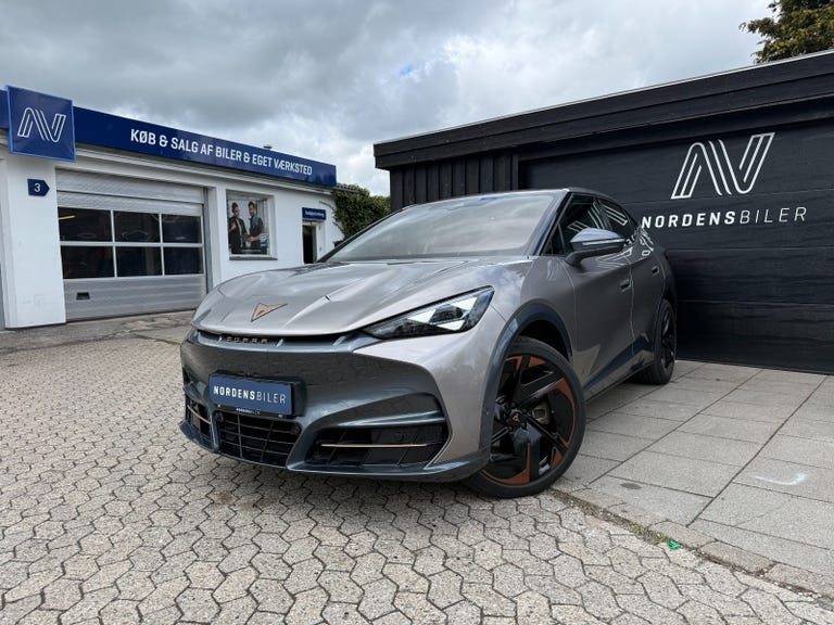 Cupra Tavascan Adrenaline