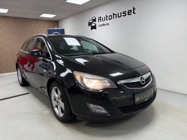 Opel Astra 1,7 CDTi 125 Enjoy Sports Tourer