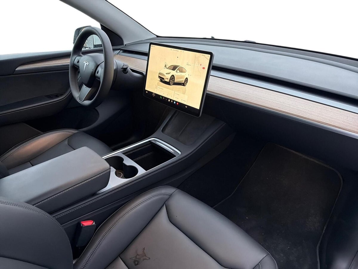 Tesla Model Y Long Range RWD billede 10