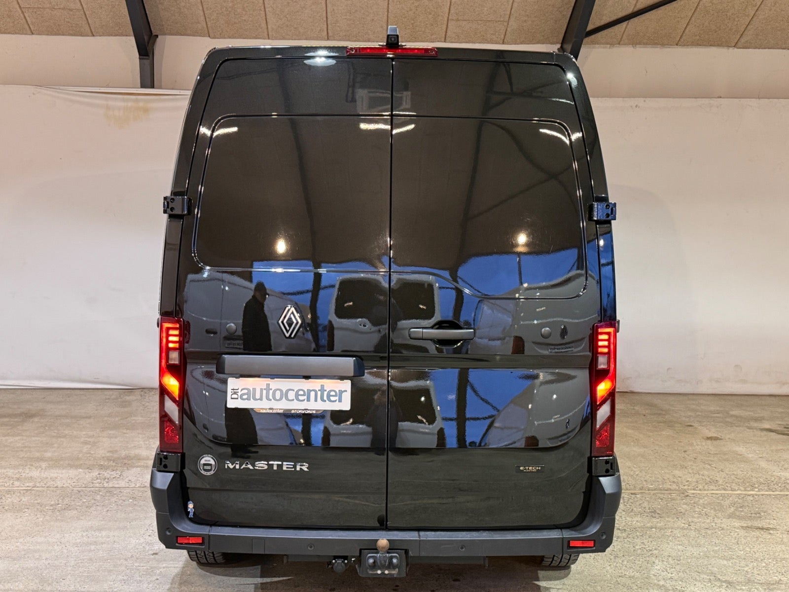 Renault Master V T35 E-Tech L2H2 Kassevogn Tekno