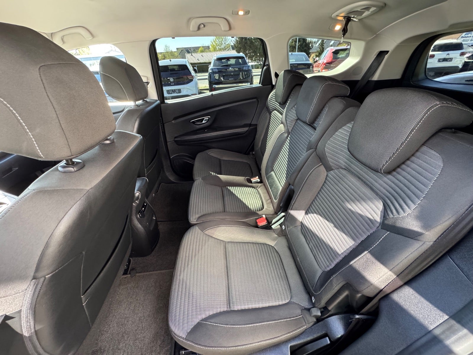 Billede af Renault Grand Scenic IV 1,3 TCe 140 Zen 7prs