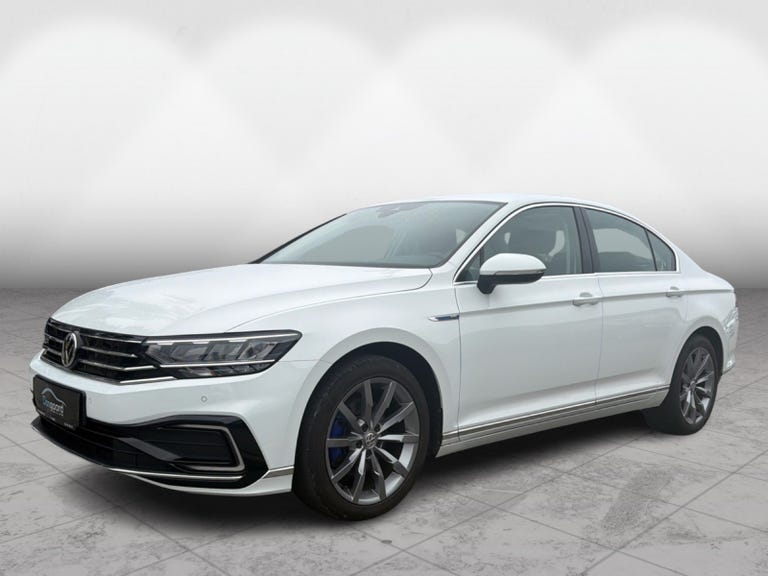 VW Passat GTE+ DSG
