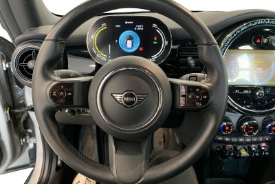 MINI Cooper SE Classic Trim