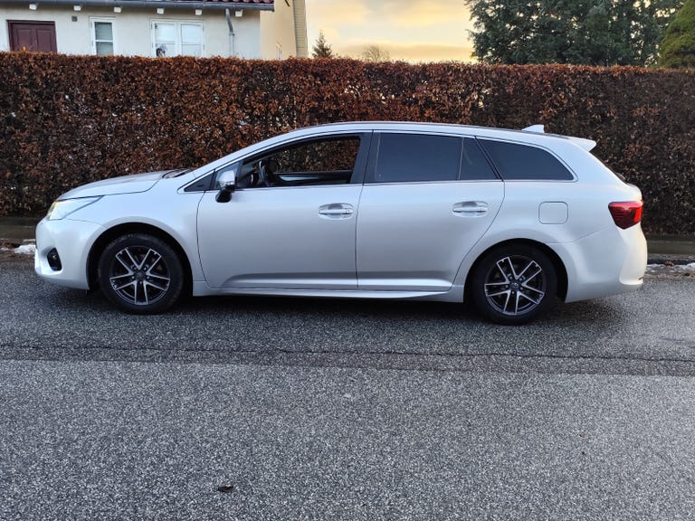 Toyota Avensis VVT-i T3 Touring Sports MDS