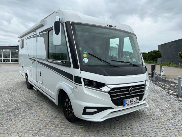 Knaus Live I 700 MEG aut.