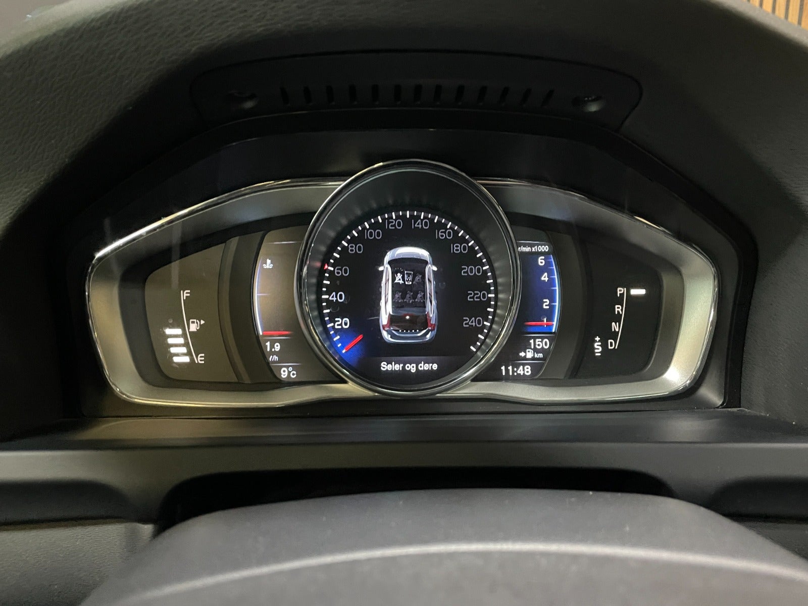 Billede af Volvo V60 2,0 T6 306 R-Design aut. AWD