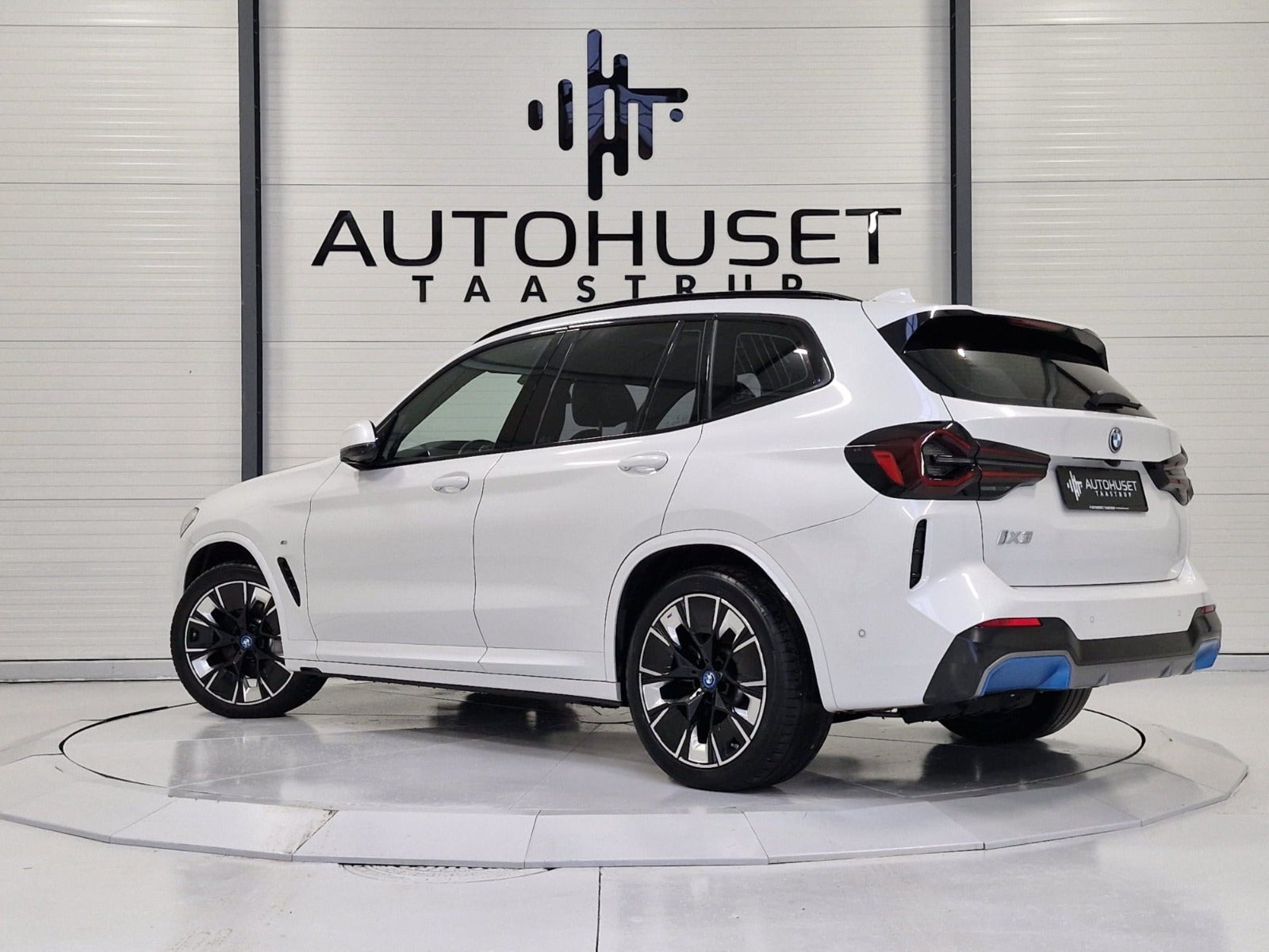 Billede af BMW iX3  Charged Plus M-Sport