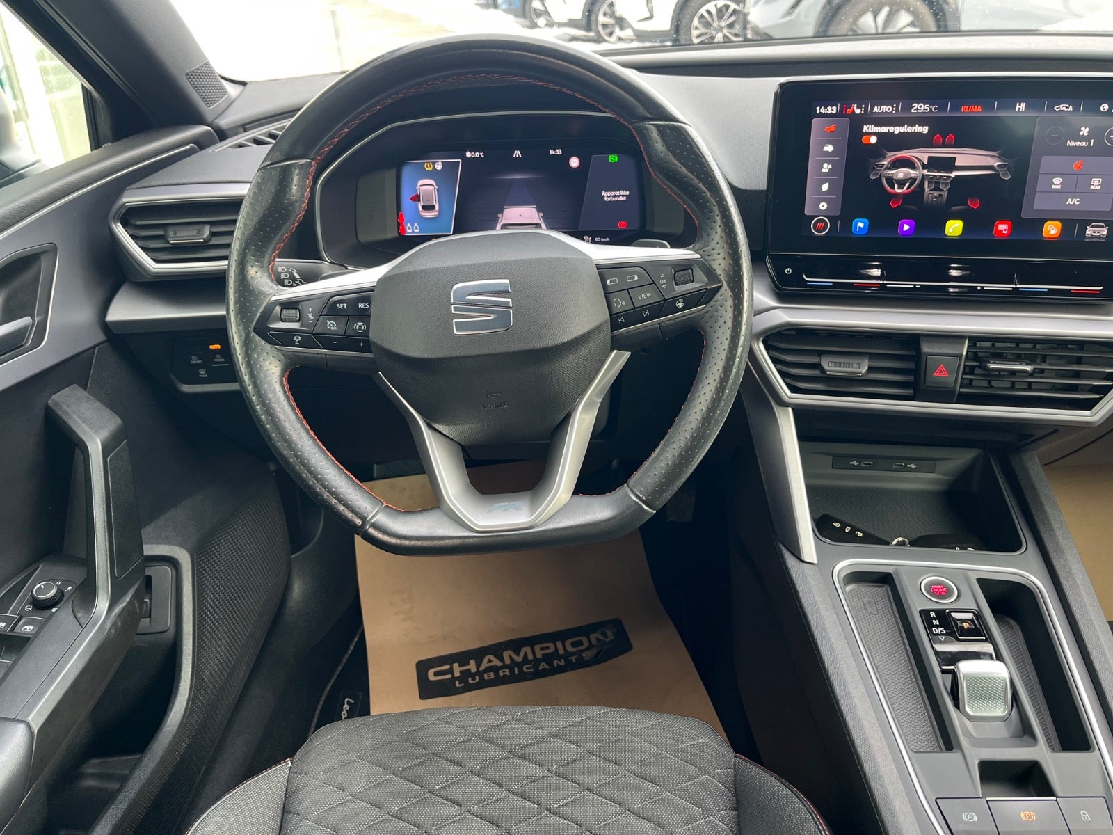 Billede af Seat Leon 1,5 eTSi 150 FR Sportstourer DSG