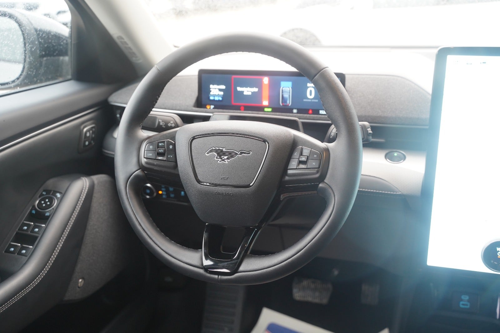 Billede af Ford Mustang Mach-E 78 Standard Range