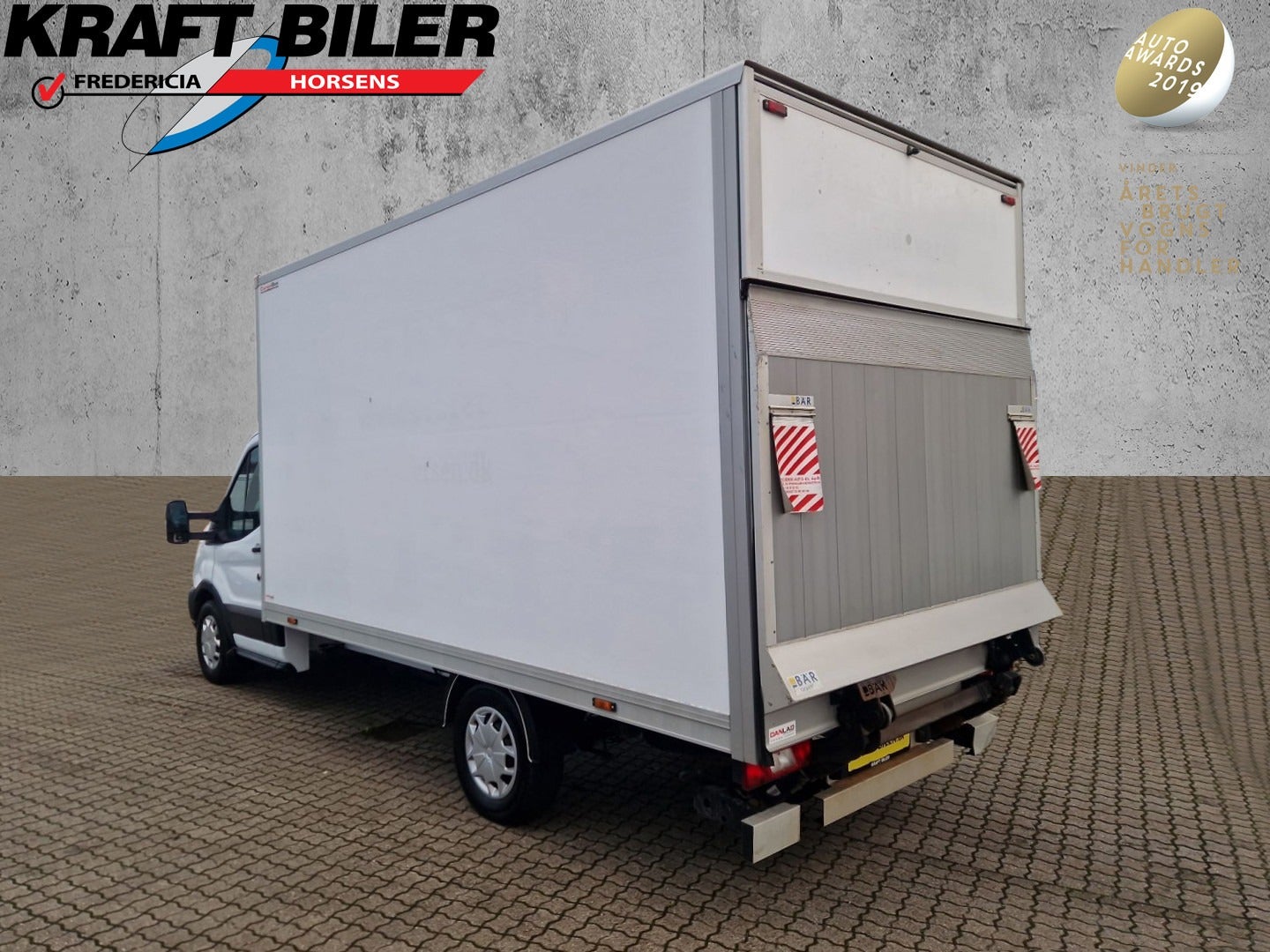 Billede af Ford Transit 350 L3 Chassis 2,0 TDCi 170 Alukasse m/lift aut. FWD