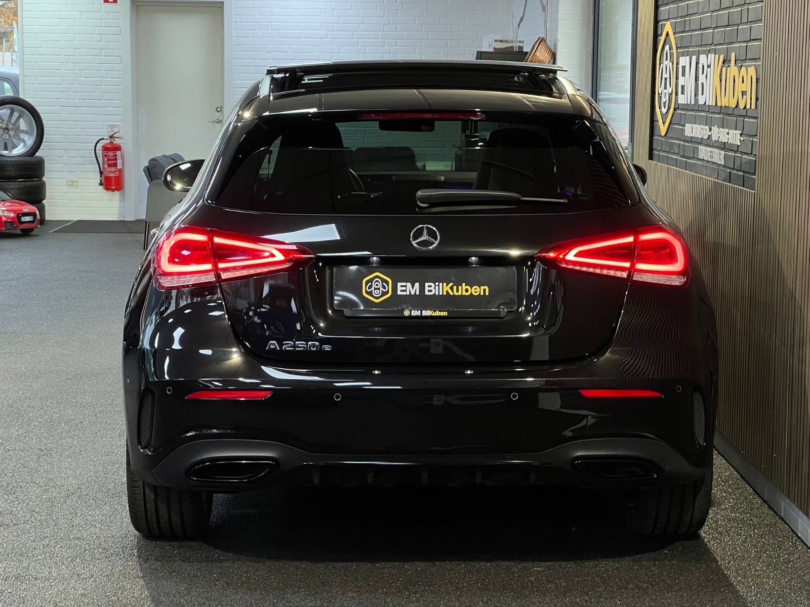 Mercedes A250 e AMG Line Night Edition aut.