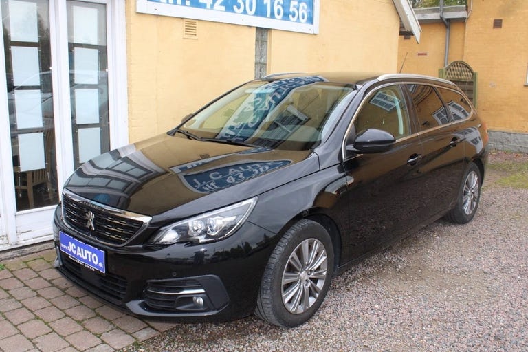Peugeot 308 BlueHDi 130 Selection Sky SW EAT6
