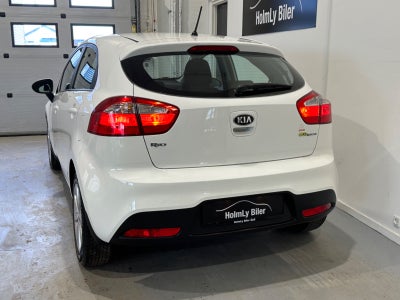 Kia Rio CVVT Active