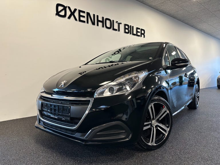 Peugeot 208 BlueHDi 100 Chili Sky