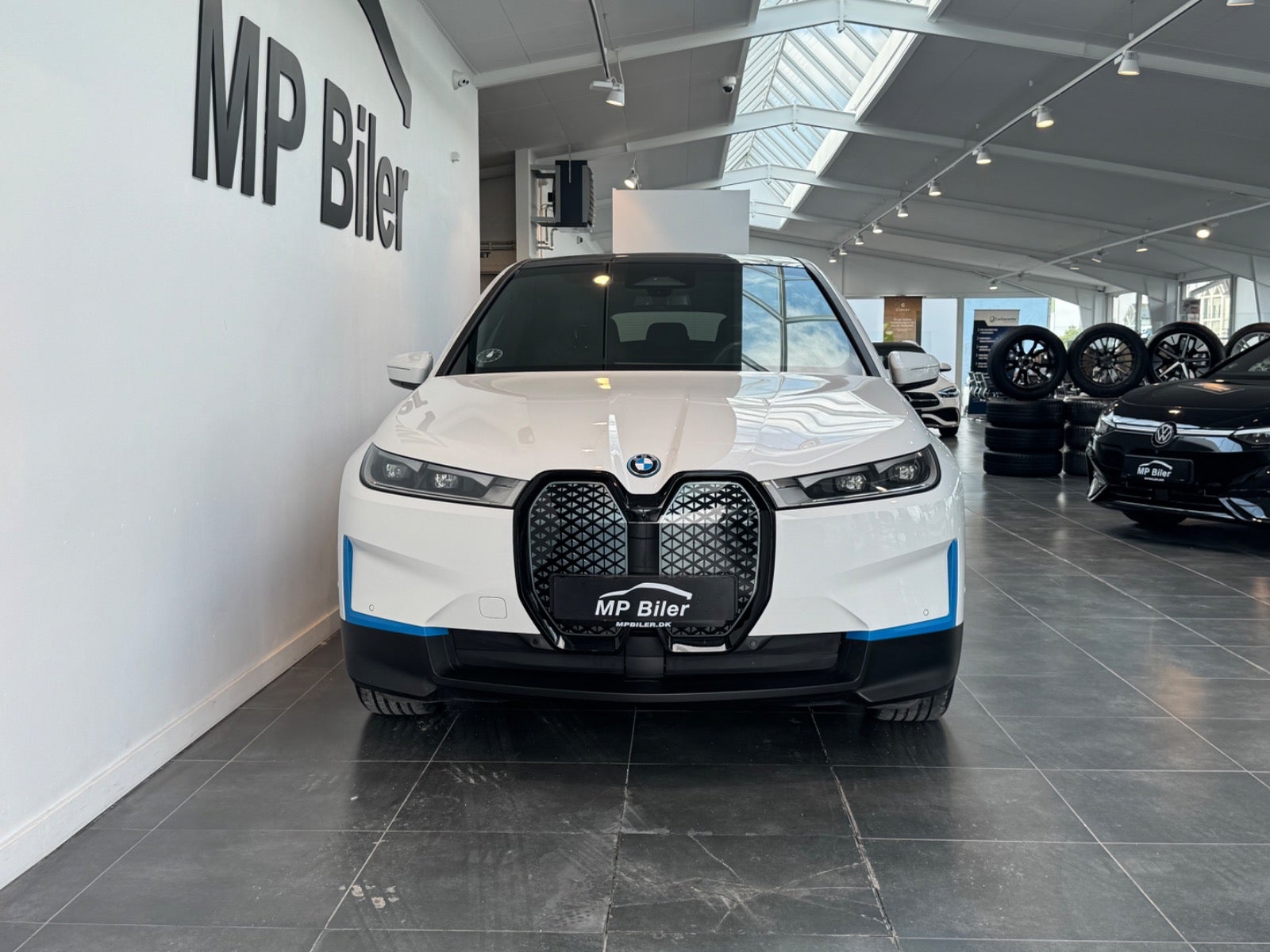 Billede af BMW iX  xDrive40 Sport