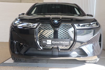 BMW iX xDrive40 Fully Charged Sport