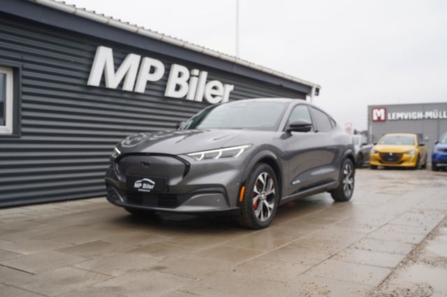 Ford Mustang Mach-E 88 Premium Extended Range